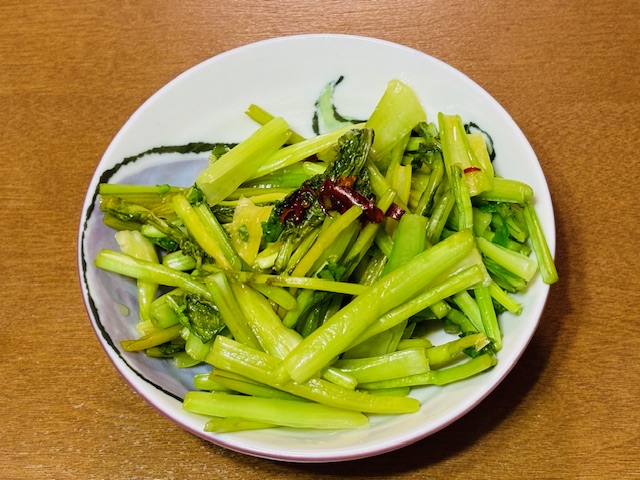 捨てたらもったいない！カブの葉の漬物