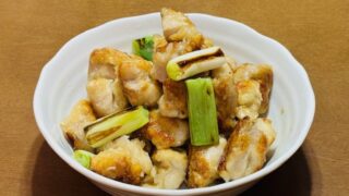ヤバイほど旨い「ヤバチキ」　～鶏がらの旨みが染みる、香ばし焼きチキン～